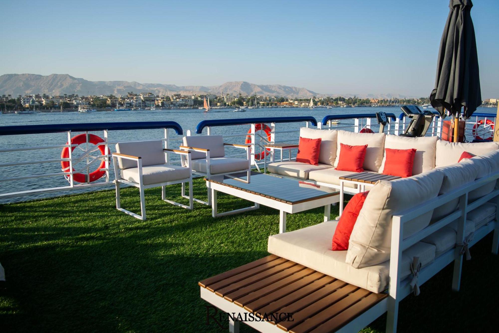 Renaissance Nile Cruise - Every Saturday From Luxor To Aswan For 4 Nights , And Every Wednesday From Aswan To Luxor For 3 Nights מראה חיצוני תמונה
